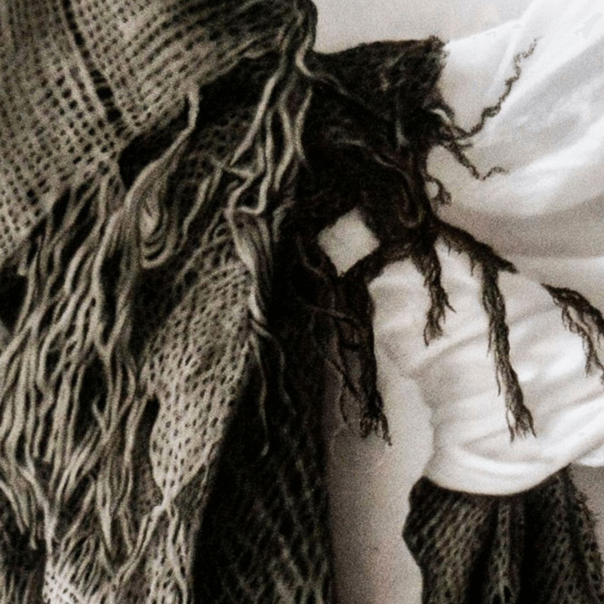 Grabado digital intervenido de Marco Antonio Díaz (121.5x73 cm) - Imagen 3